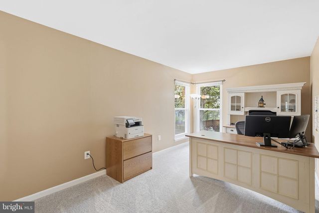 17241 PICKWICK DR, Purcellville, VA 20132