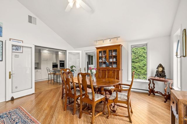 50 Holt Rd, Andover, MA 01810