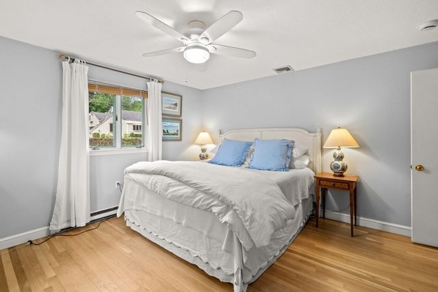 50 Holt Rd, Andover, MA 01810