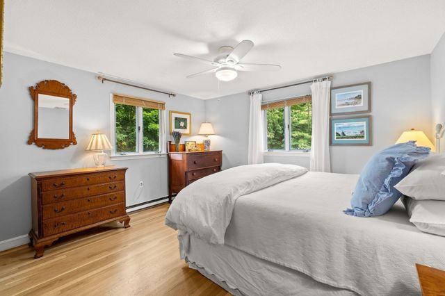 50 Holt Rd, Andover, MA 01810
