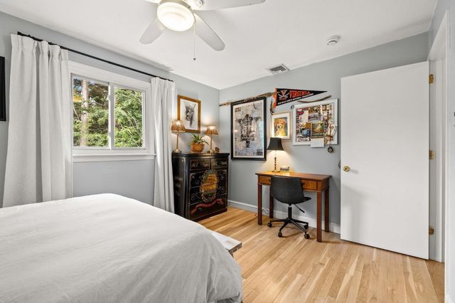 50 Holt Rd, Andover, MA 01810