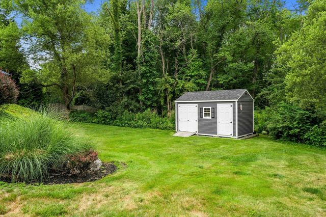 50 Holt Rd, Andover, MA 01810