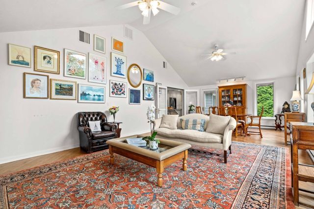 50 Holt Rd, Andover, MA 01810