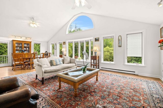 50 Holt Rd, Andover, MA 01810