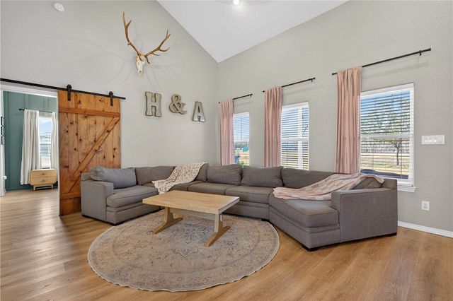 20401 County Road 1740, Mathis, TX 78368