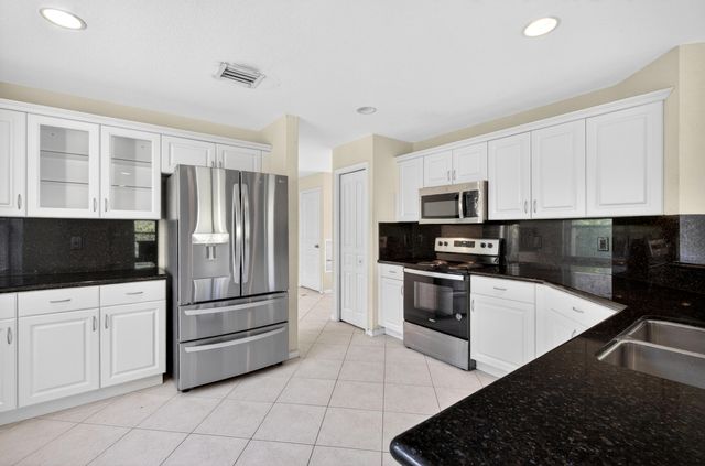 610 Peppergrass Run, Royal Palm Beach, FL 33411