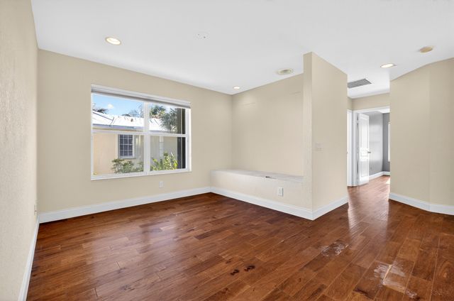 610 Peppergrass Run, Royal Palm Beach, FL 33411