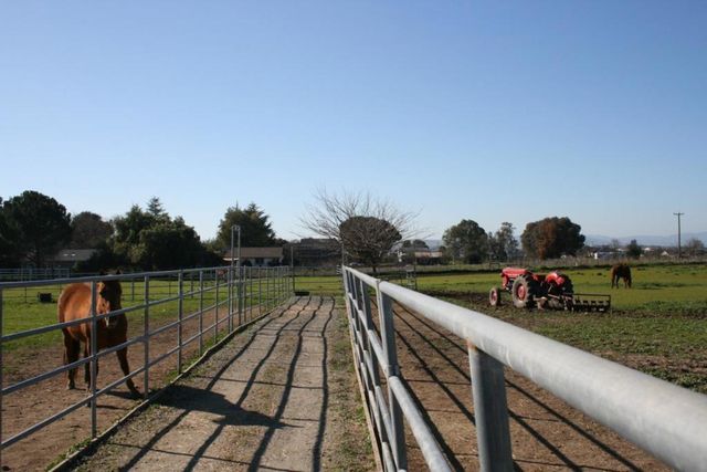 Santa Ana H, Hollister, CA 95023