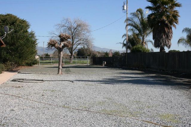 Santa Ana H, Hollister, CA 95023