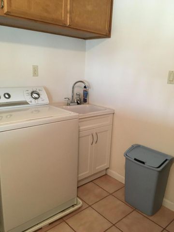 Santa Ana H, Hollister, CA 95023