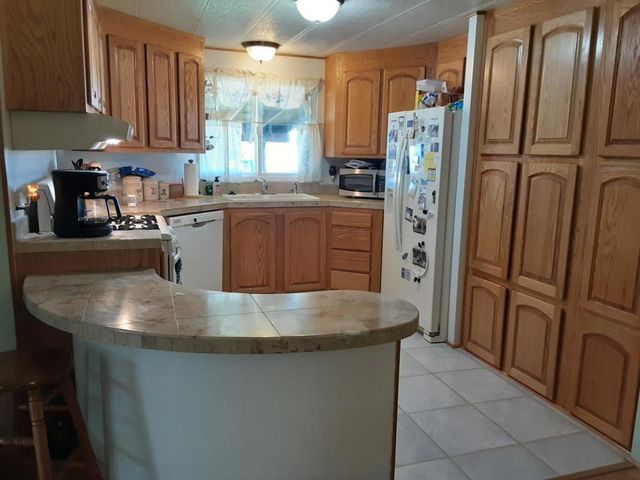 Santa Ana H, Hollister, CA 95023