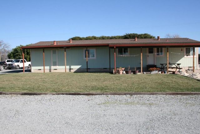 Santa Ana H, Hollister, CA 95023