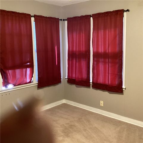 1112 E 4th St, Alice, TX 78332