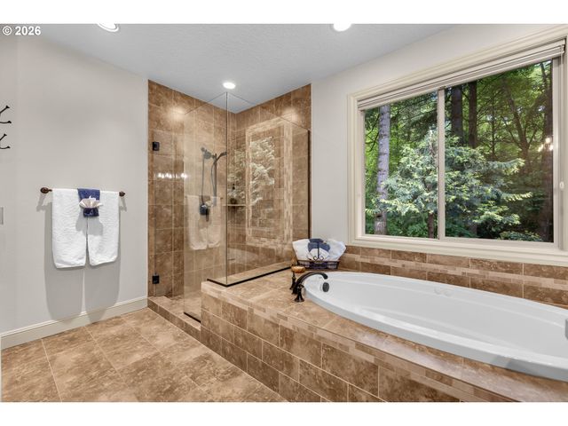 3412 Nw LACAMAS Ln, Camas, WA 98607