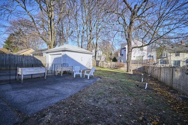 197 Governors Ave, Medford, MA 02155