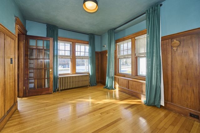 197 Governors Ave, Medford, MA 02155