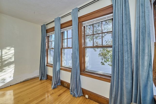 197 Governors Ave, Medford, MA 02155