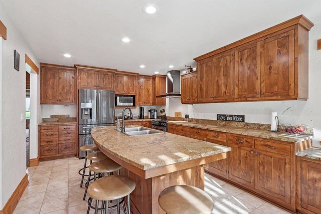 W354N5854 Lisbon ROAD, Oconomowoc, WI 53066