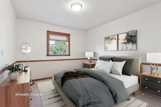 W354N5854 Lisbon ROAD, Oconomowoc, WI 53066