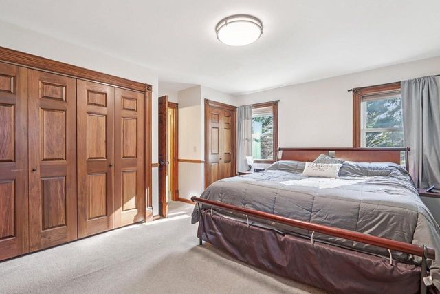 W354N5854 Lisbon ROAD, Oconomowoc, WI 53066