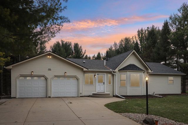 W354N5854 Lisbon ROAD, Oconomowoc, WI 53066