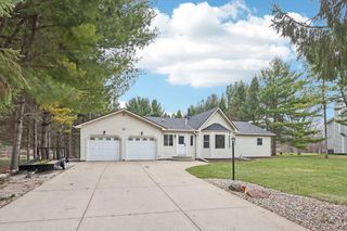 W354N5854 Lisbon ROAD, Oconomowoc, WI 53066