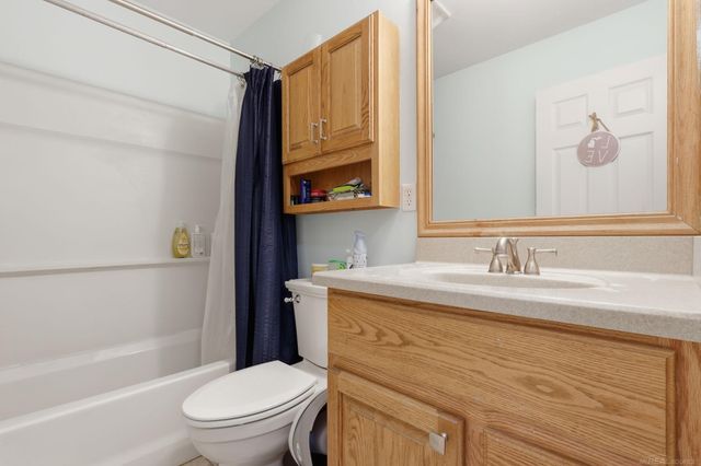 45471 Ronnen Drive, Macomb Twp, MI 48044