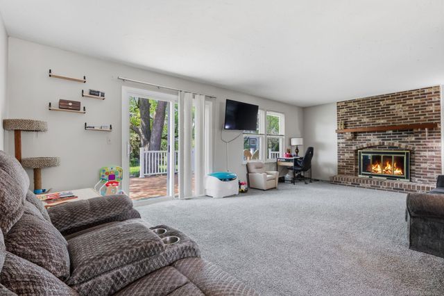 45471 Ronnen Drive, Macomb Twp, MI 48044
