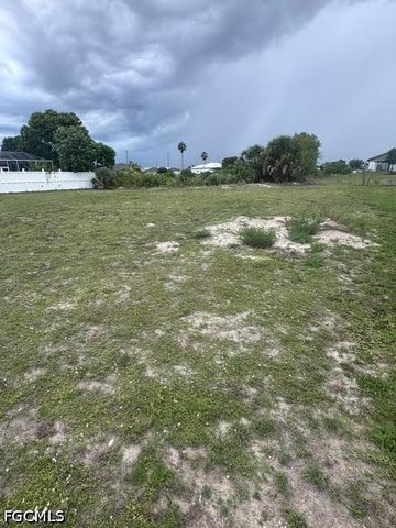 1823 NW Embers TER, Cape Coral, FL 33993