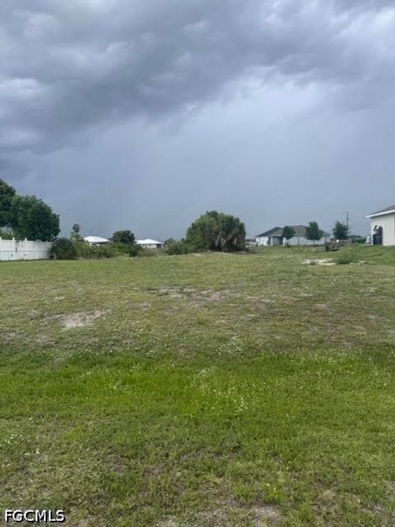 1823 NW Embers TER, Cape Coral, FL 33993