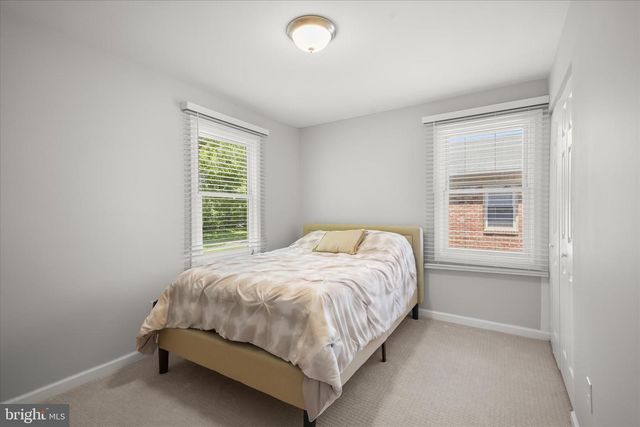 9764 BRAGG LN, Manassas, VA 20110