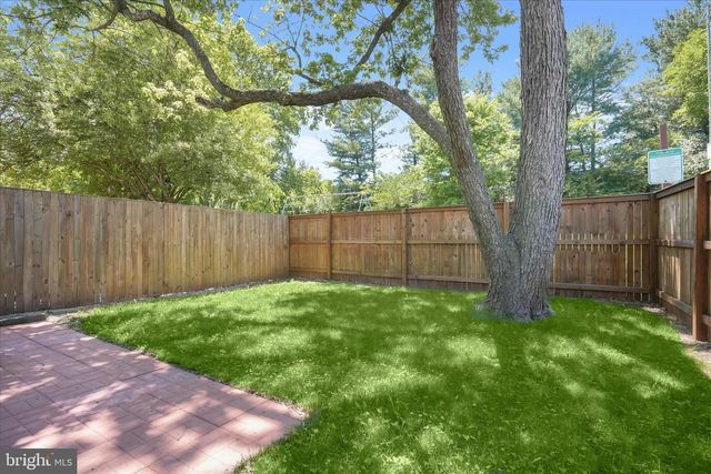 9764 BRAGG LN, Manassas, VA 20110