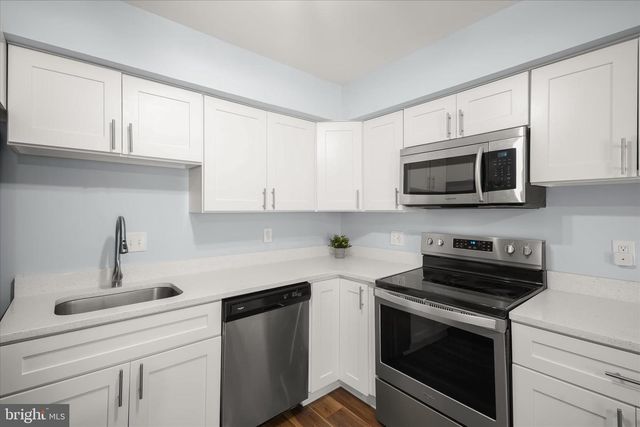 9764 BRAGG LN, Manassas, VA 20110