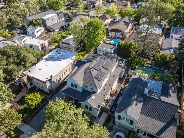 330 Grand Street, Redwood City, CA 94062