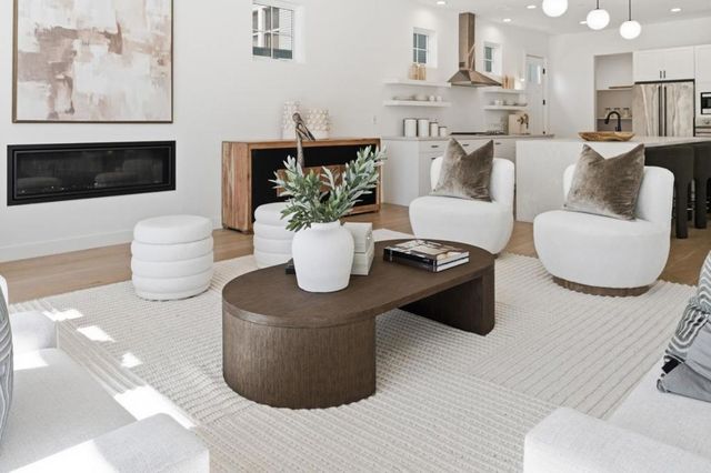 330 Grand Street, Redwood City, CA 94062