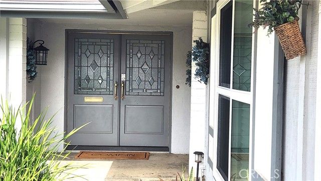 8803 Hummingbird Avenue, Fountain Valley, CA 92708