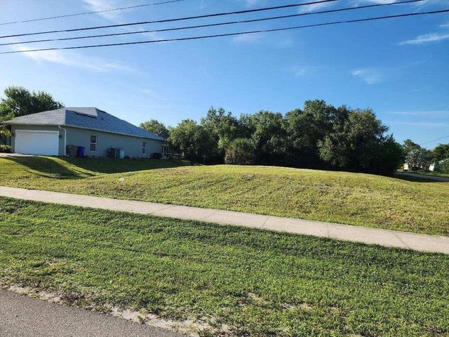 9246 87th Street, Vero Beach, FL 32967