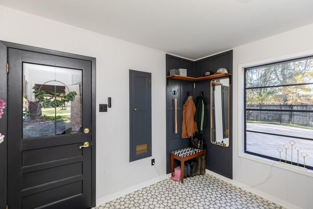 1210 Nottingham Lane, Beaumont, TX 77706