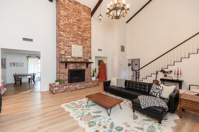 1210 Nottingham Lane, Beaumont, TX 77706