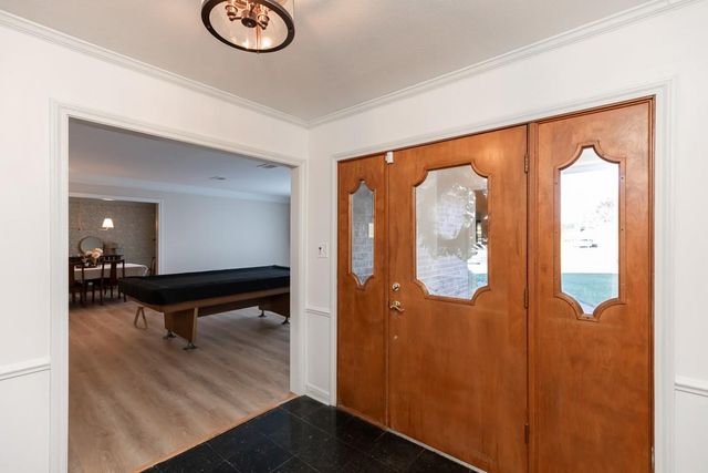 1210 Nottingham Lane, Beaumont, TX 77706