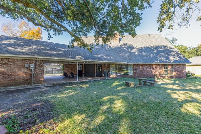 1210 Nottingham Lane, Beaumont, TX 77706