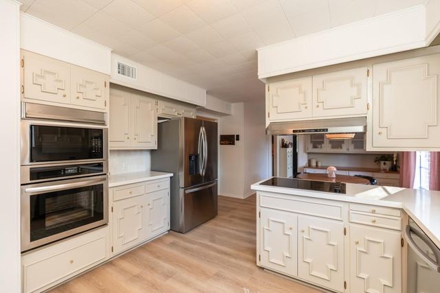 1210 Nottingham Lane, Beaumont, TX 77706