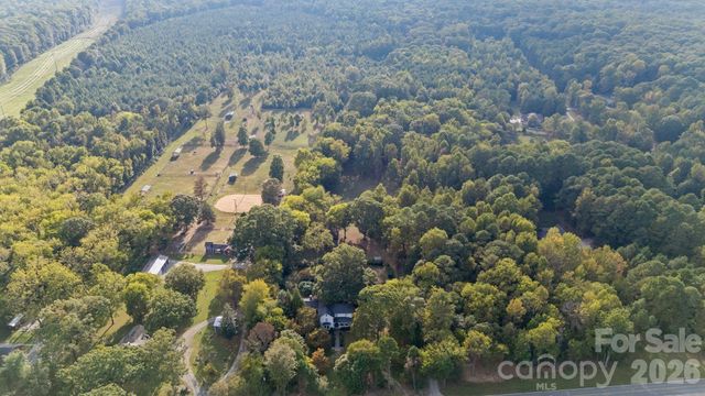 10915 Beatties Ford Road, Huntersville, NC 28078