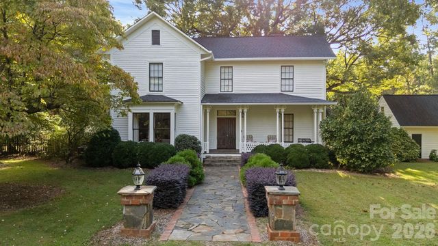 10915 Beatties Ford Road, Huntersville, NC 28078