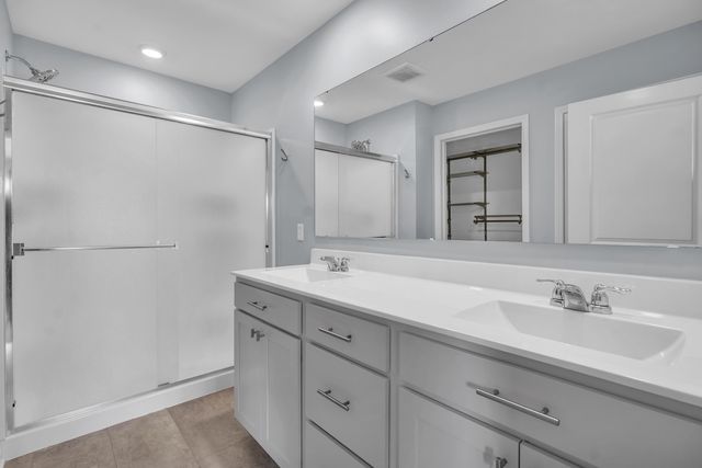 615 Ensign Place, Hebron, IN 46341