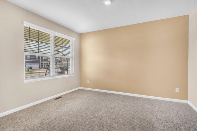 615 Ensign Place, Hebron, IN 46341