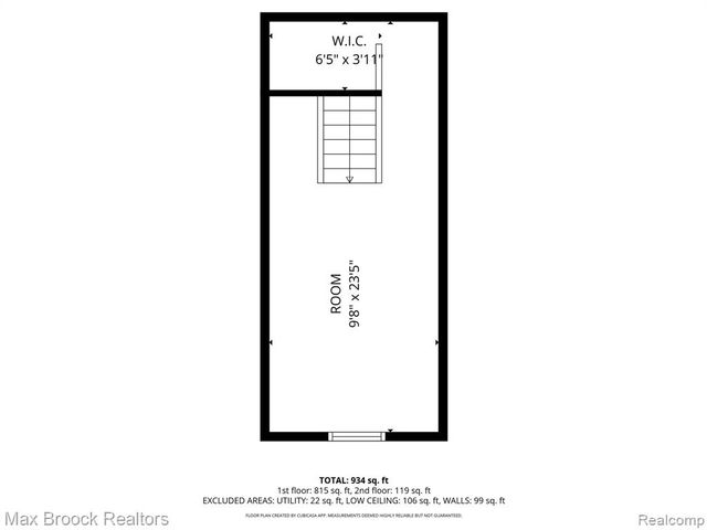 20240 Hollywood Street, Harper Woods, MI 48225