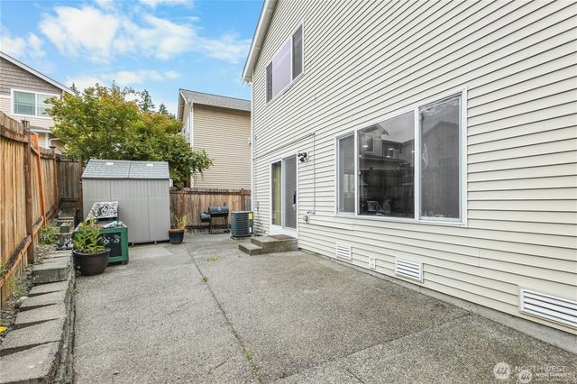 7615 198th Street E, Spanaway, WA 98387