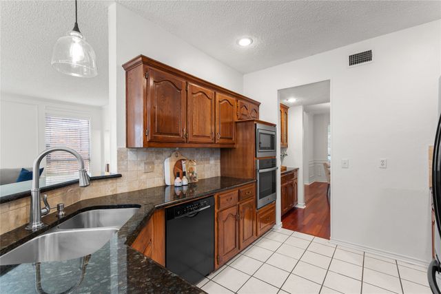 2010 Old McGarrah Road, Mckinney, TX 75072