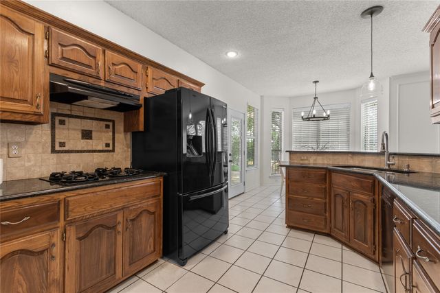 2010 Old McGarrah Road, Mckinney, TX 75072
